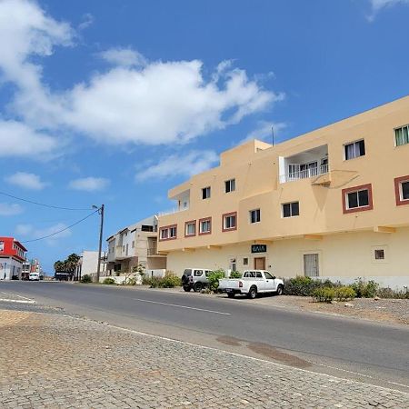 Baia Palmeira Residence Exterior photo